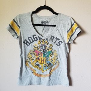 Harry Potter Hogwarts Emblem Gray T-Shirt Sz Small